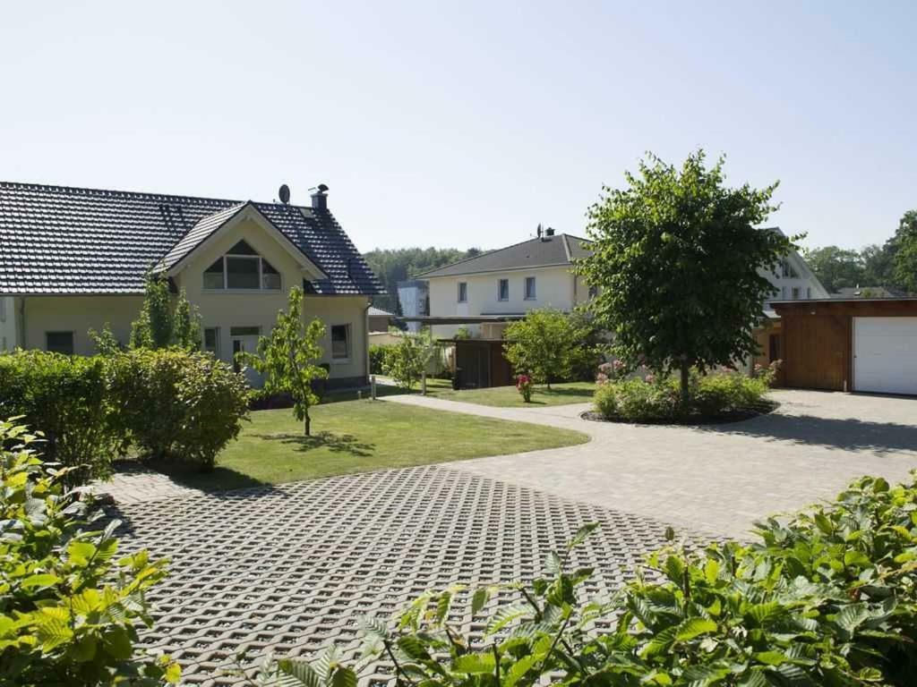 Ferienwohnung Am Waldesrand Sellin  Екстер'єр фото
